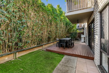 Image 5 for 2/60 Sarawak Avenue, Palm Beach  QLD  4221