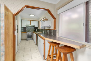 Image 5 for 173 Ocean Parade, Burleigh Heads  QLD  4220