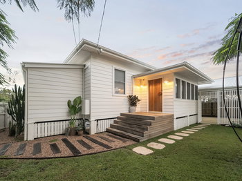 Image 5 for 19 Seventeenth Avenue, Brighton  QLD  4017