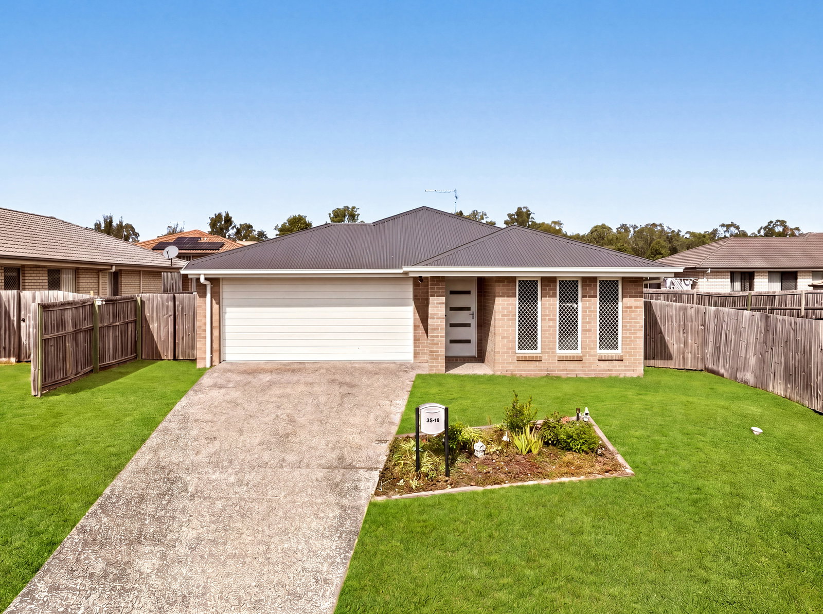 Main listing image for 35/12 Walnut Crescent, Lowood  QLD  4311