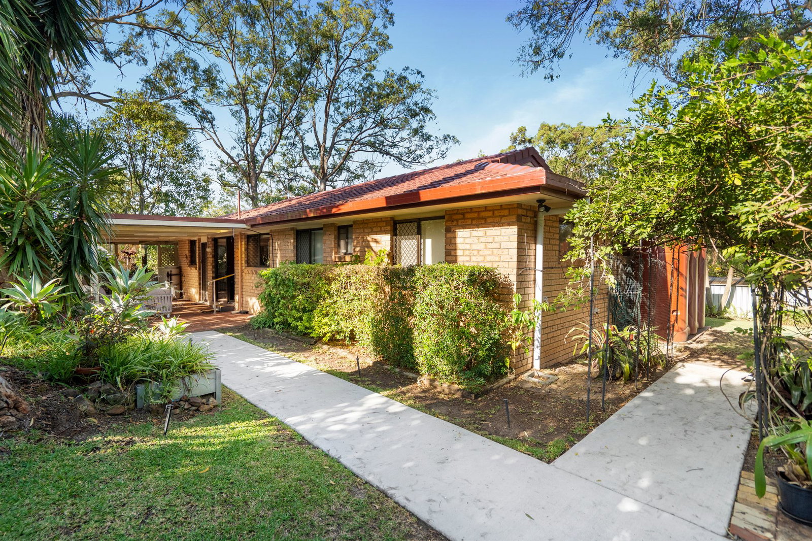 Main listing image for 5 Merloo Court, Alexandra Hills  QLD  4161