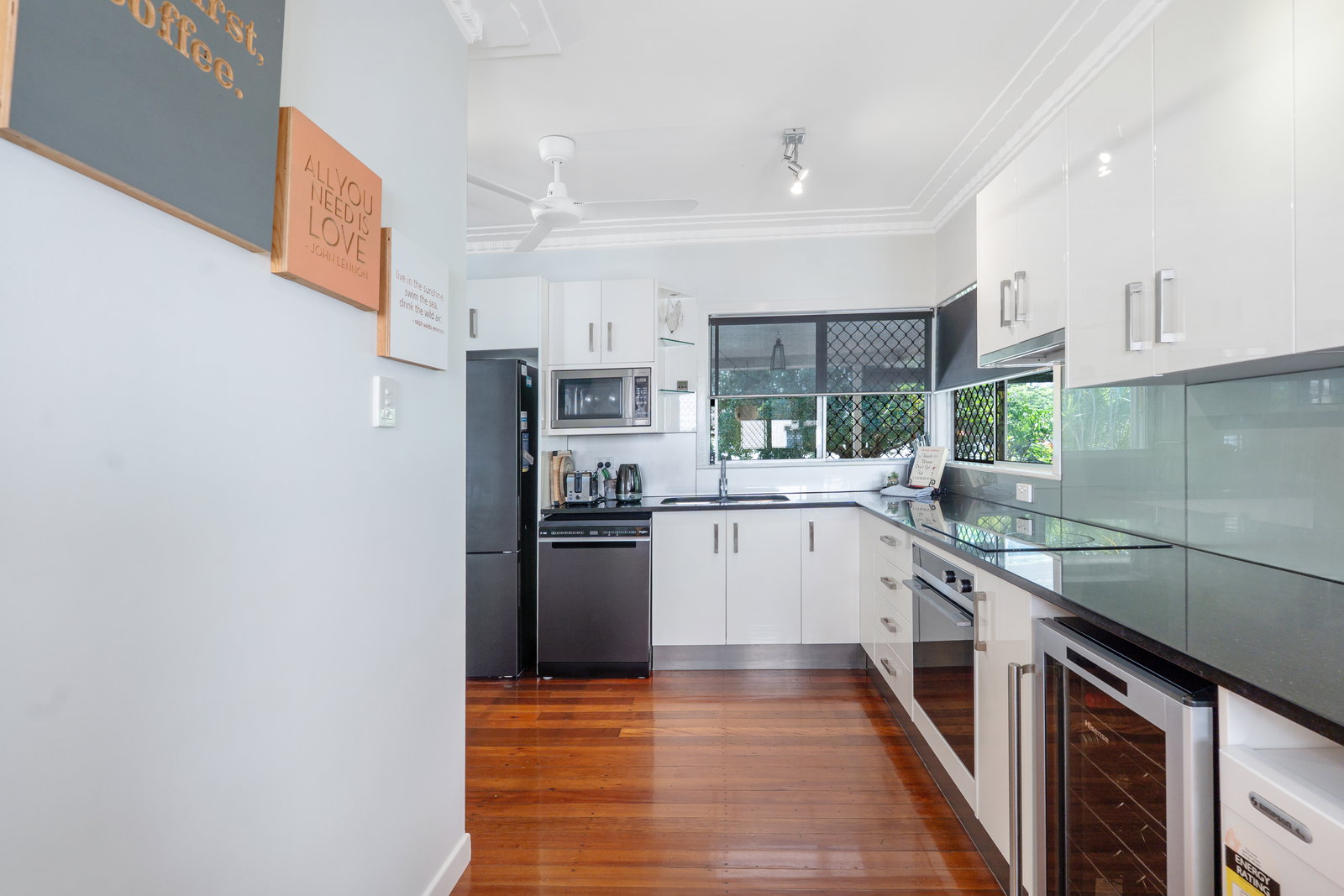 49 Gerald Avenue, Clontarf, QLD, 4019, Clontarf - Thumbnail 5