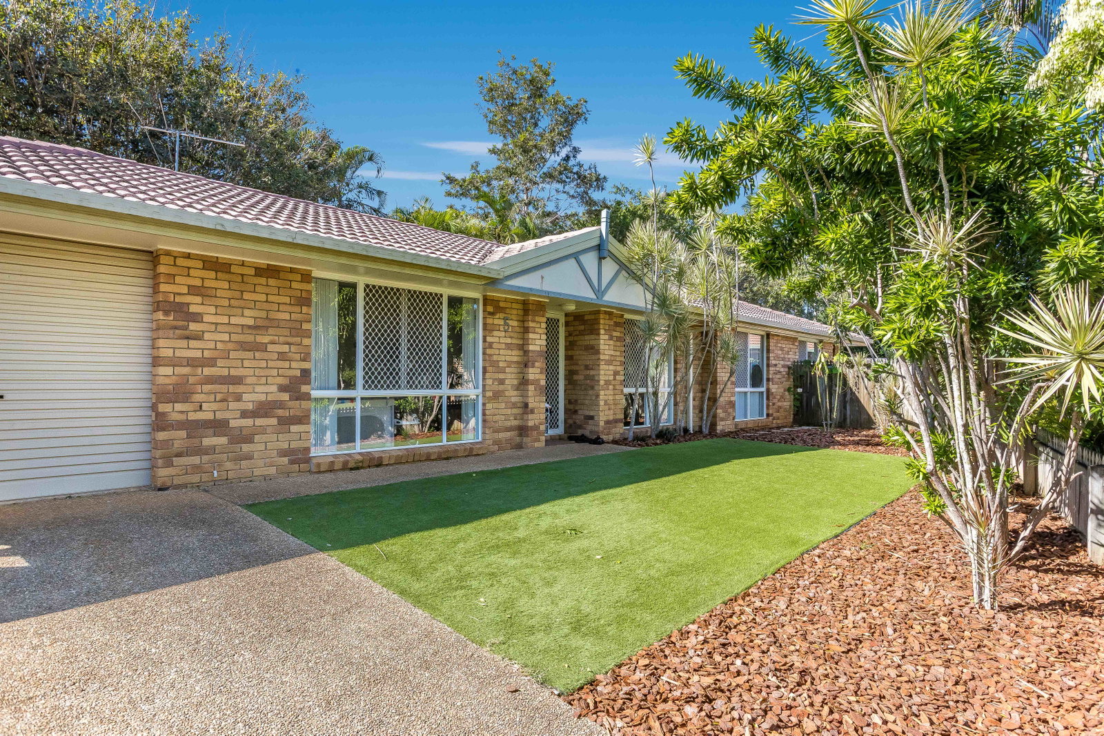 Main listing image for 5 Hart Court, Murrumba Downs  QLD  4503
