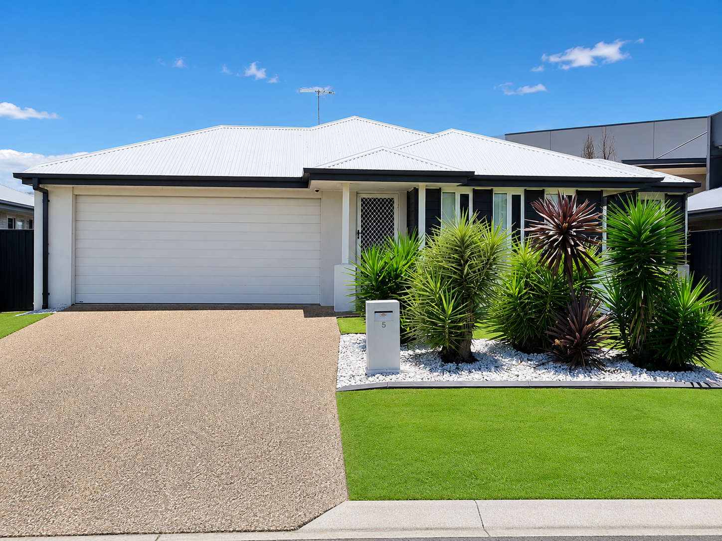 Main listing image for 5 Clancy Court, Rothwell  QLD  4022