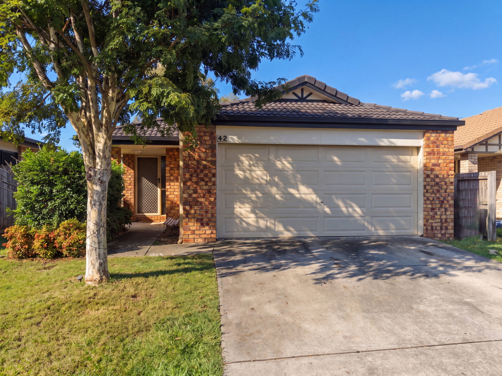 Main listing image for 42 Masterton Street, Kippa-Ring  QLD  4021