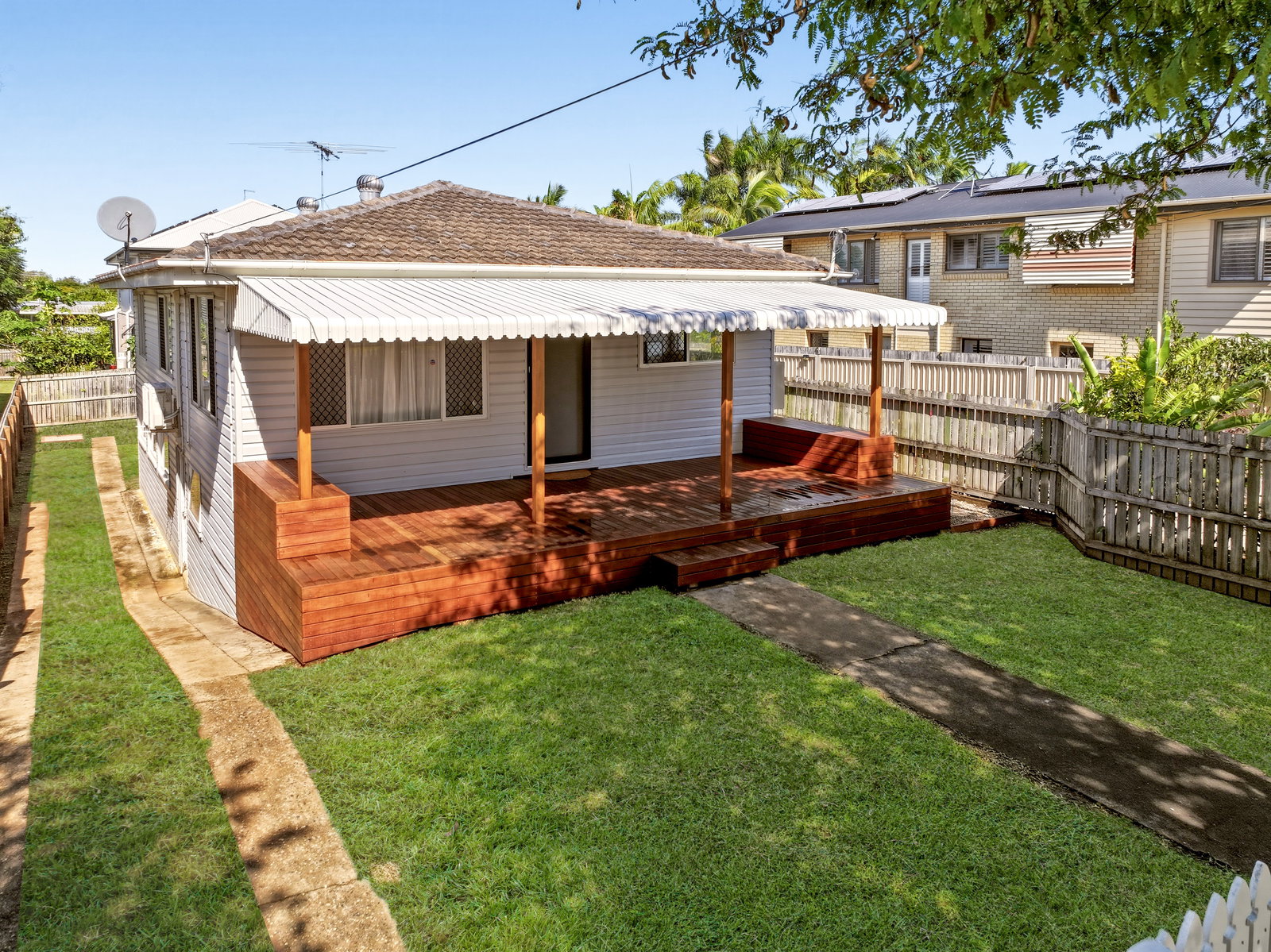 Main listing image for 30 Hill Parade, Clontarf  QLD  4019
