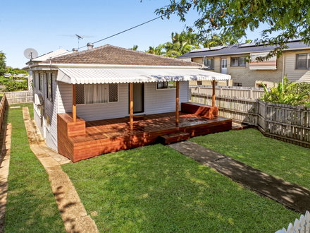 30 Hill Parade, Clontarf
