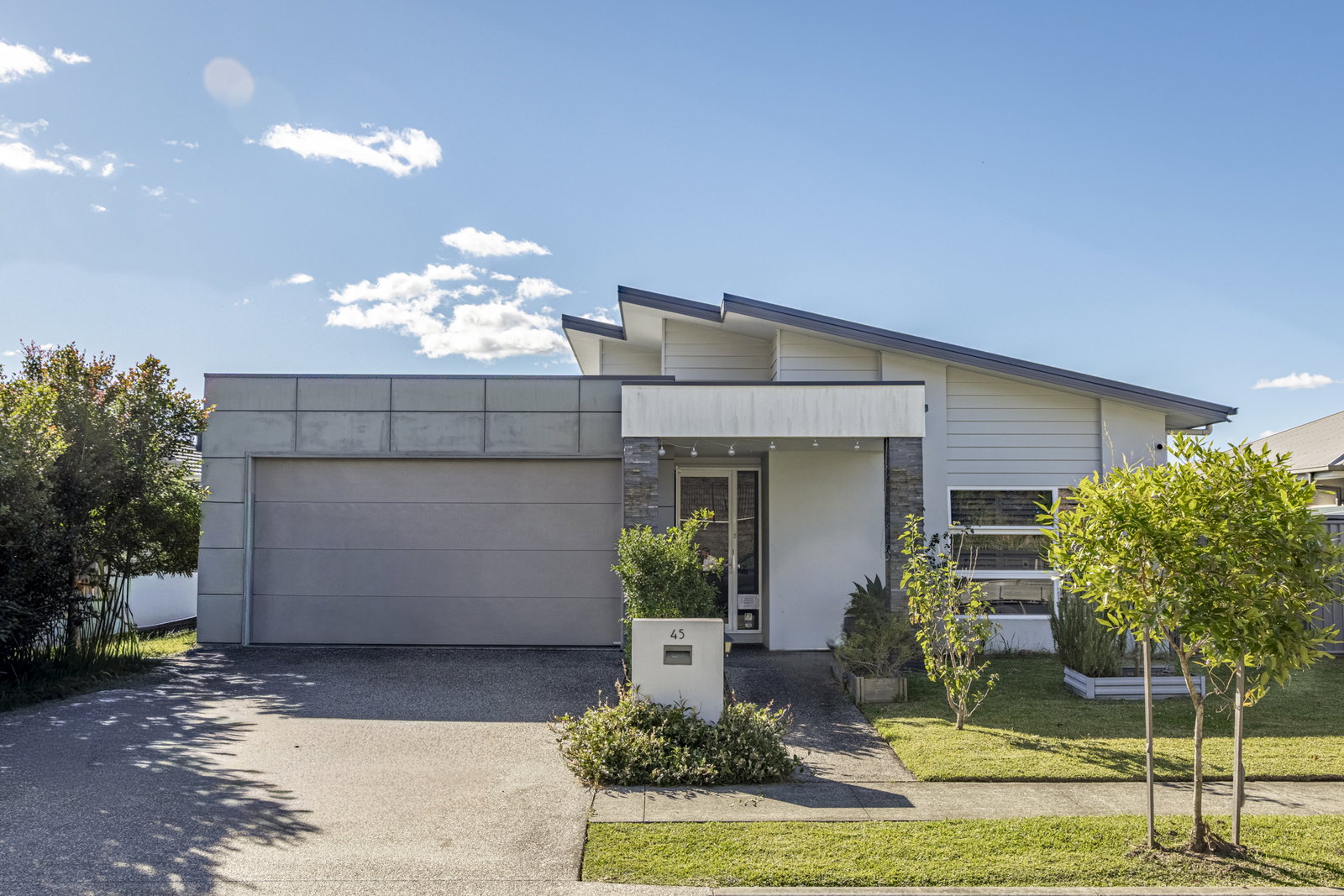 Main listing image for 45 Lorikeet Drive, Tweed Heads South  NSW  2486