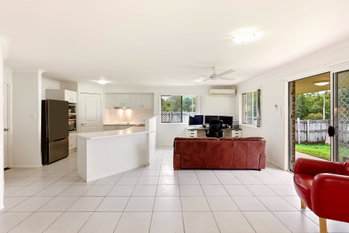 Image 5 for 10 Albany Court, Murrumba Downs  QLD  4503