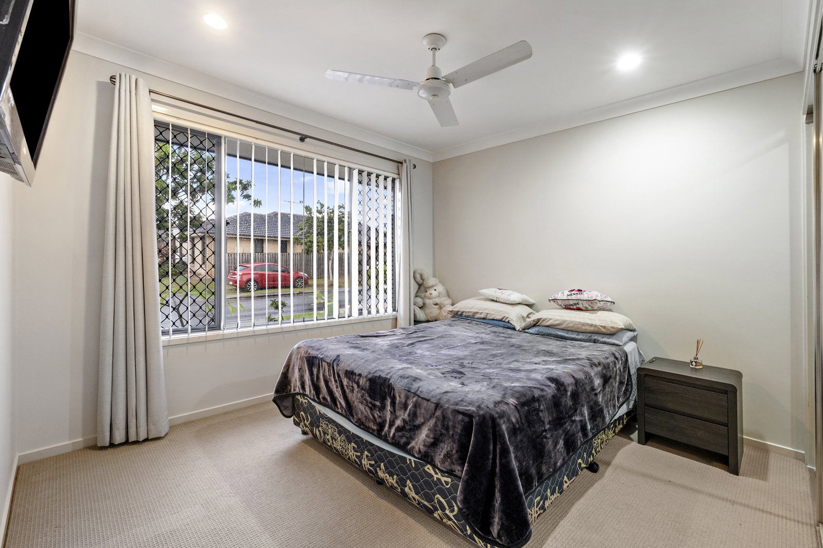 8 Denham Crescent North Lakes QLD 4509, North Lakes - Thumbnail 6