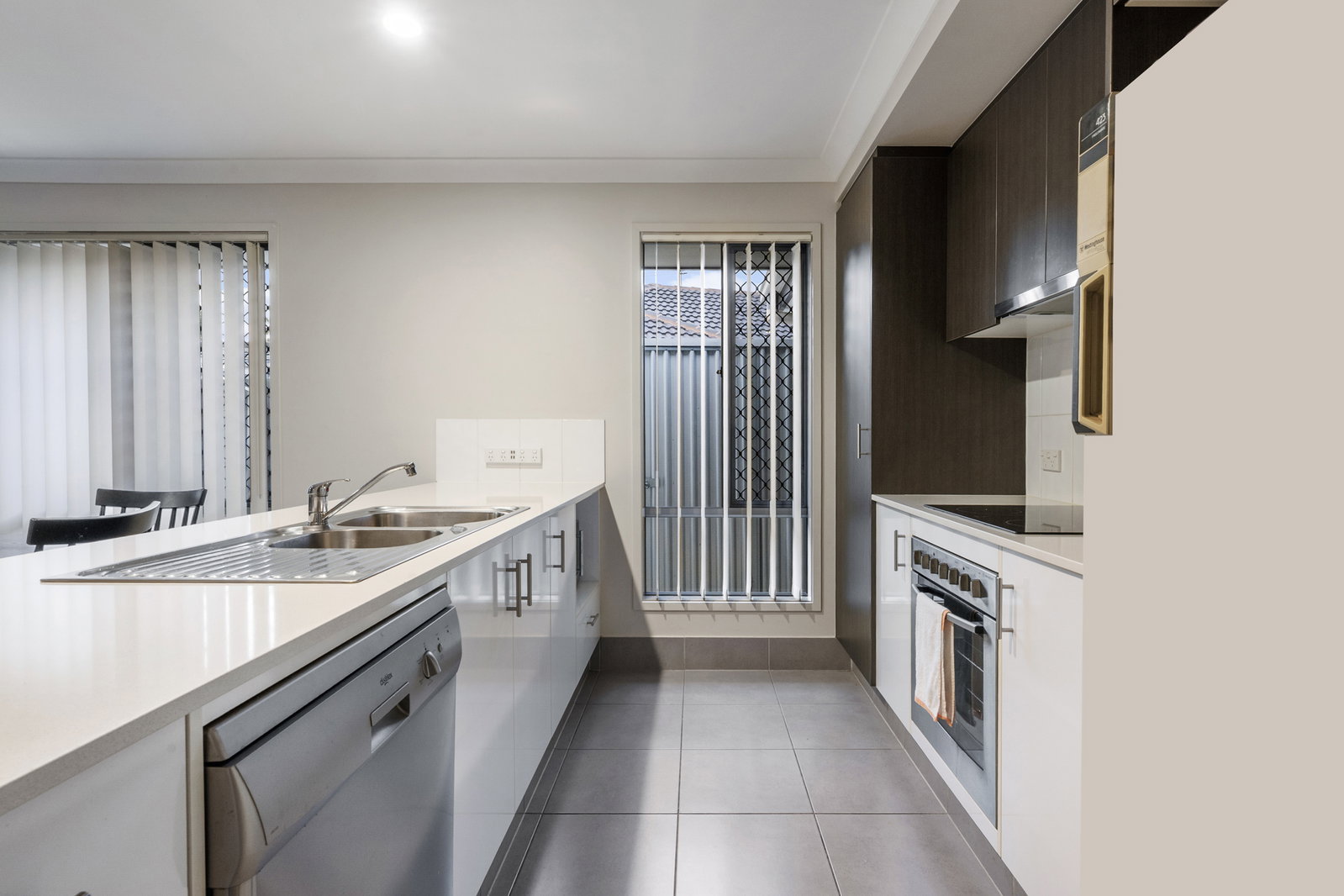 8 Denham Crescent North Lakes QLD 4509, North Lakes - Thumbnail 4