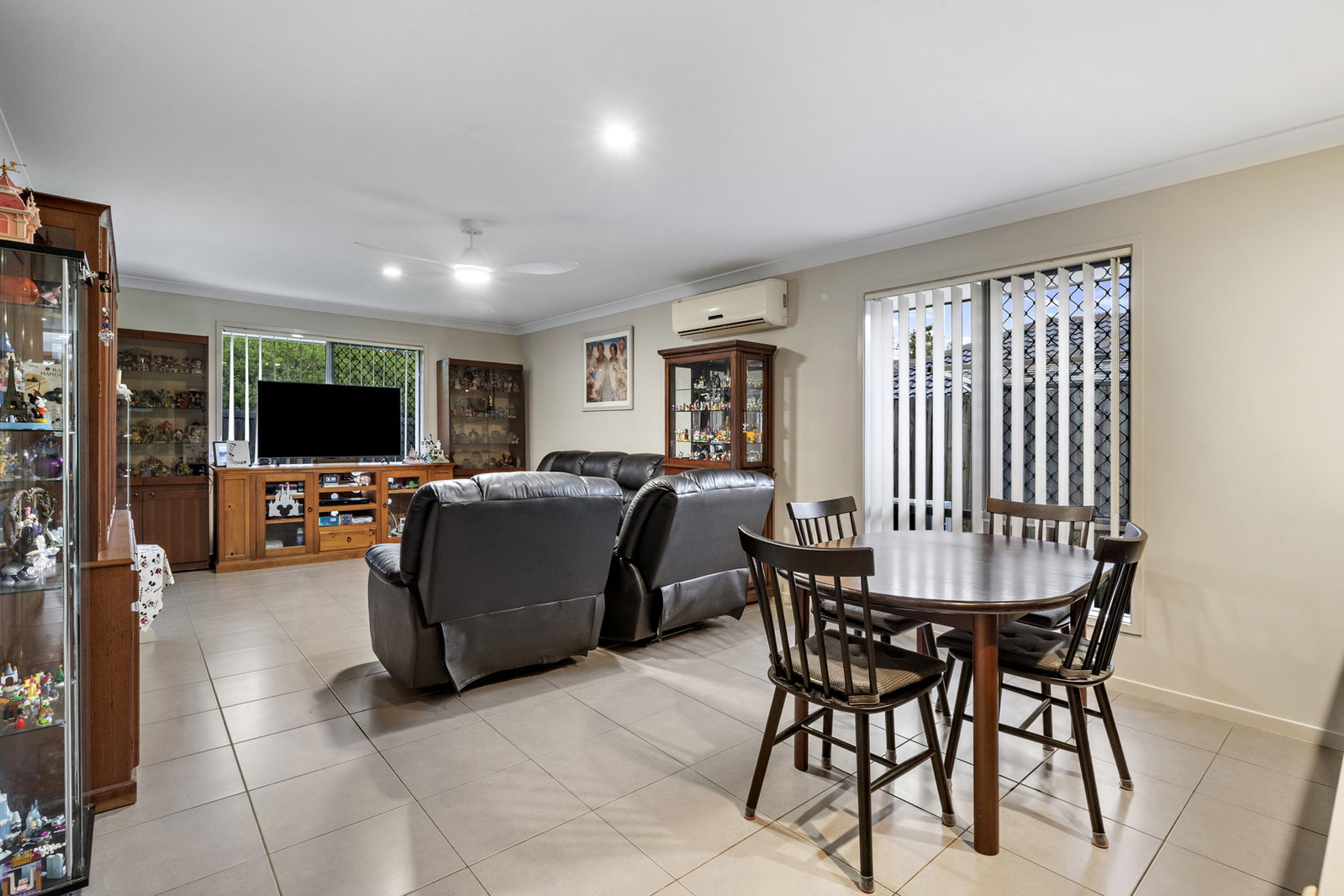 8 Denham Crescent North Lakes QLD 4509, North Lakes - Thumbnail 5