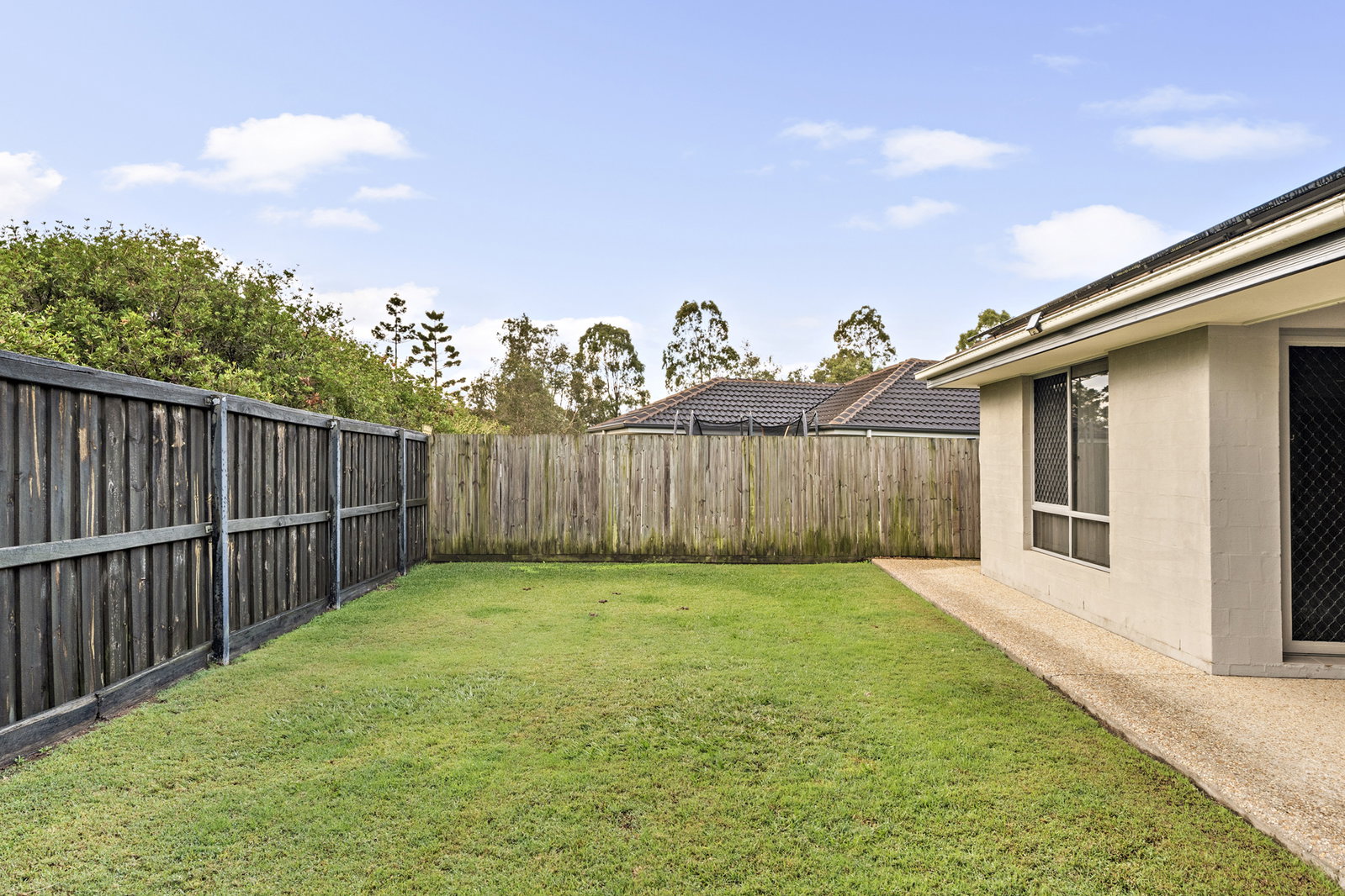 8 Denham Crescent North Lakes QLD 4509, North Lakes - Thumbnail 3