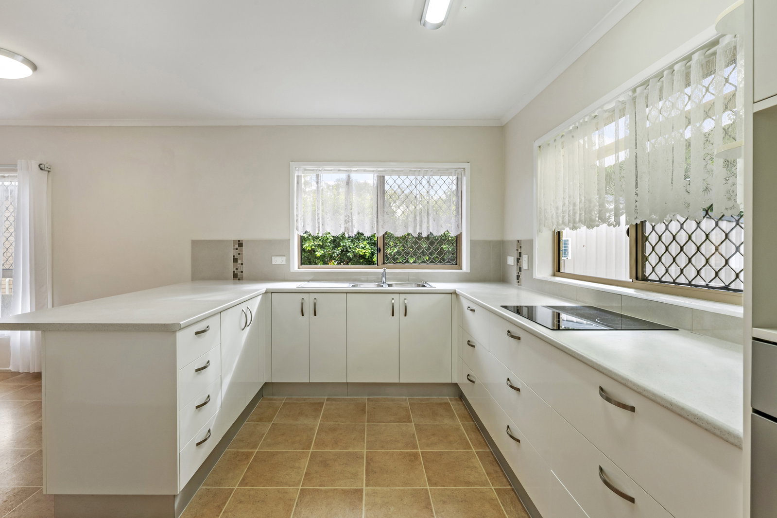 5 Coryule Street Battery Hill QLD 4551, Battery Hill - Thumbnail 2
