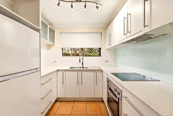 Image 6 for 2/11 Galway Street, Greenslopes  QLD  4120
