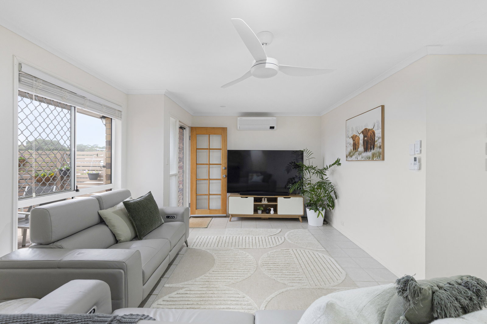 Main listing image for 1/11 Shamrock Avenue, Banora Point  NSW  2486
