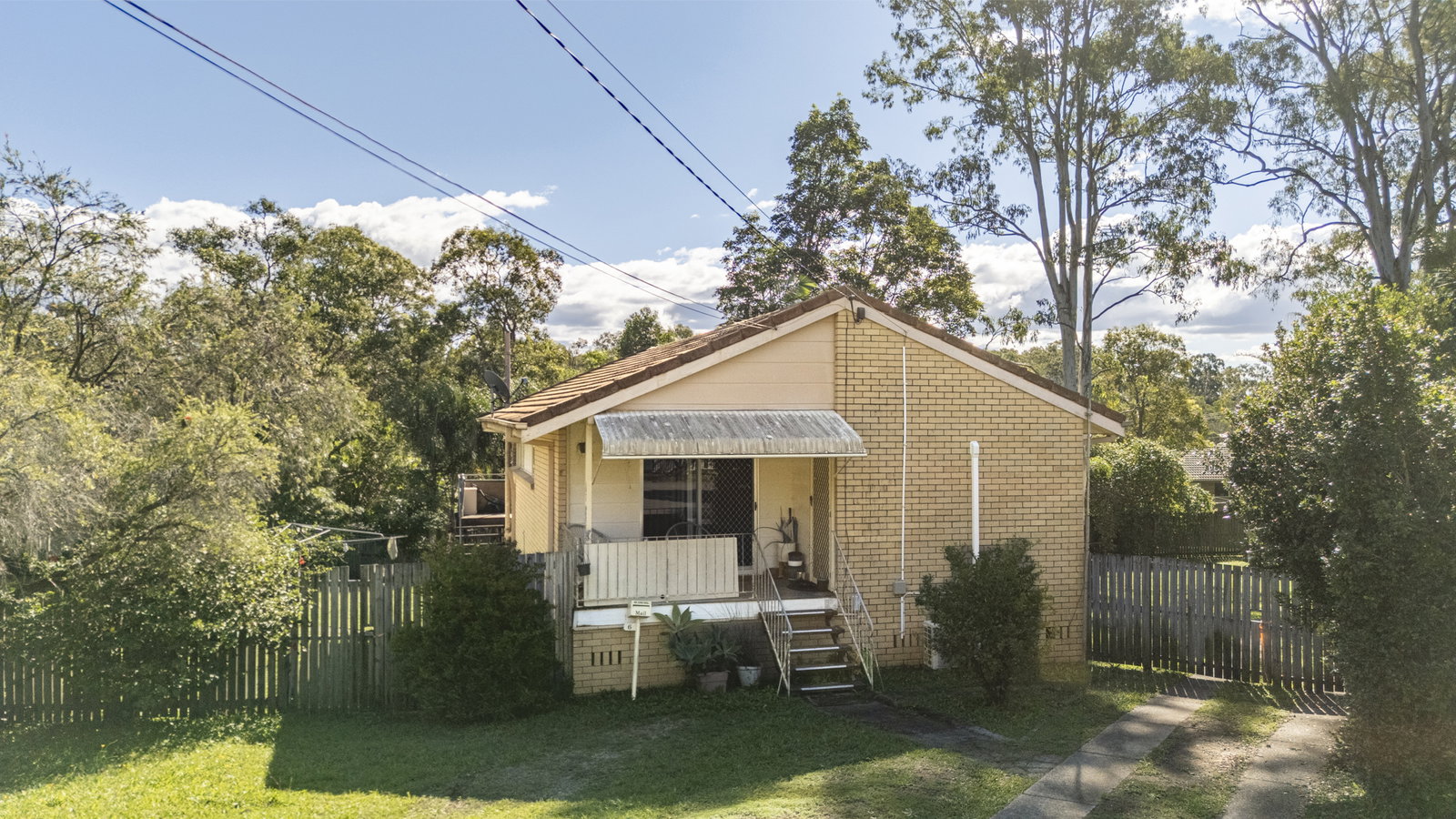 Main listing image for 6 Clematis Court, Varsity Lakes  QLD  4227