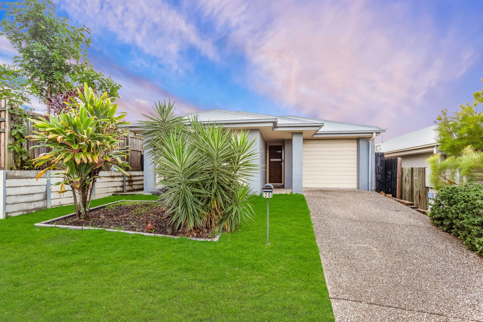 Main listing image for 20 Cooloola Circuit, Warner  QLD  4500