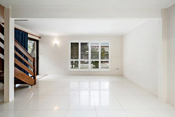 Image 5 for 1/2 Roderick Street, Moffat Beach  QLD  4551