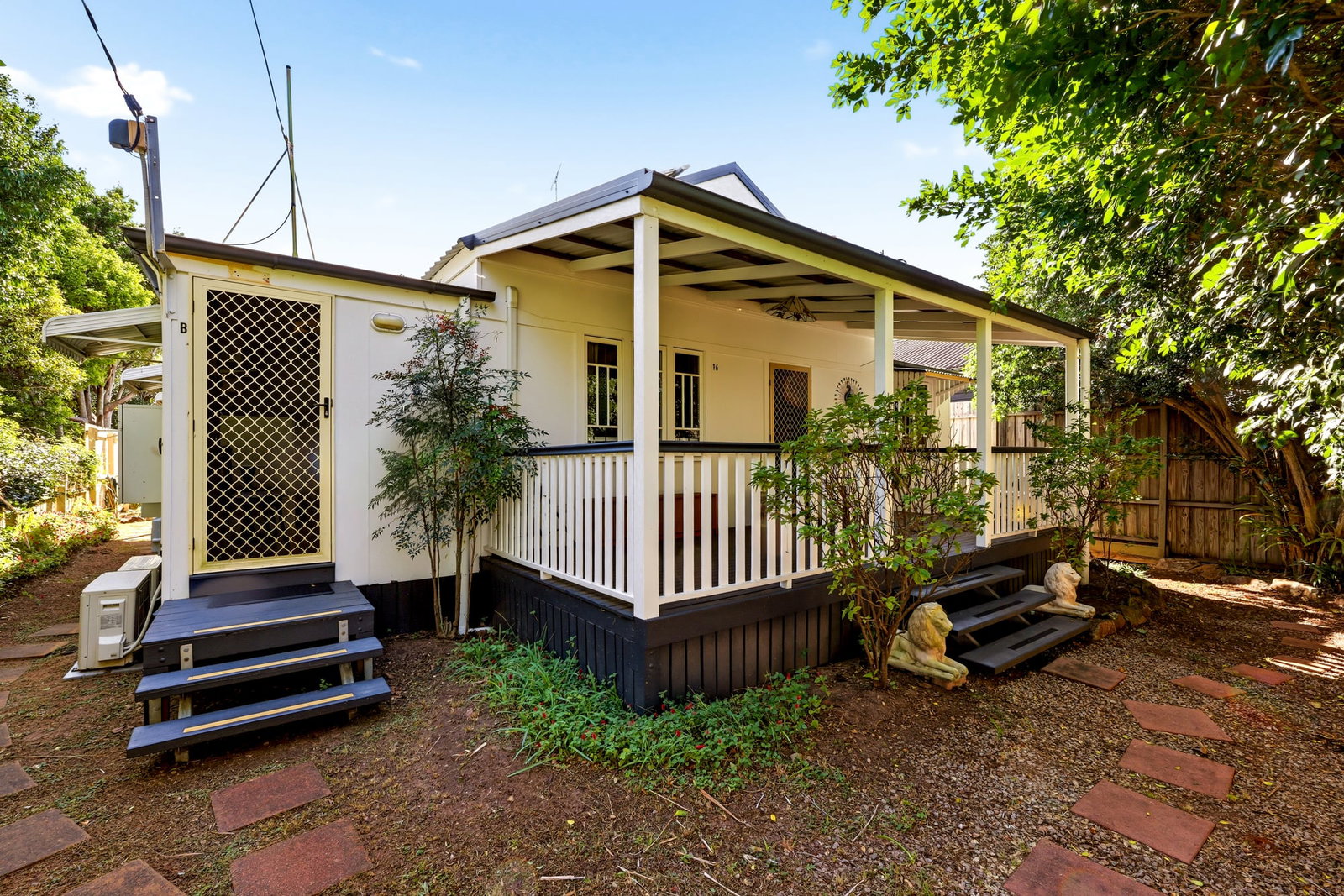 16 Pearl Street, Scarborough, QLD, 4020, Scarborough - Thumbnail 2