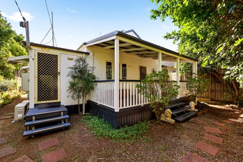 Image 4 for 16 Pearl Street, Scarborough  QLD  4020