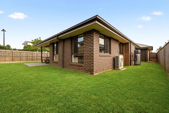 Image 5 for 8 Honey Street, Redbank Plains  QLD  4301