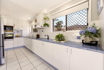 Image 6 for 6 Minkara Street, Warana  QLD  4575