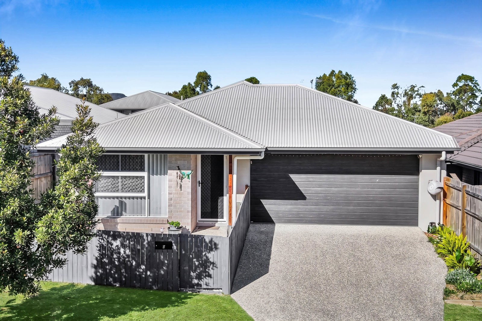 Main listing image for 5 Lochern Street, Yarrabilba  QLD  4207