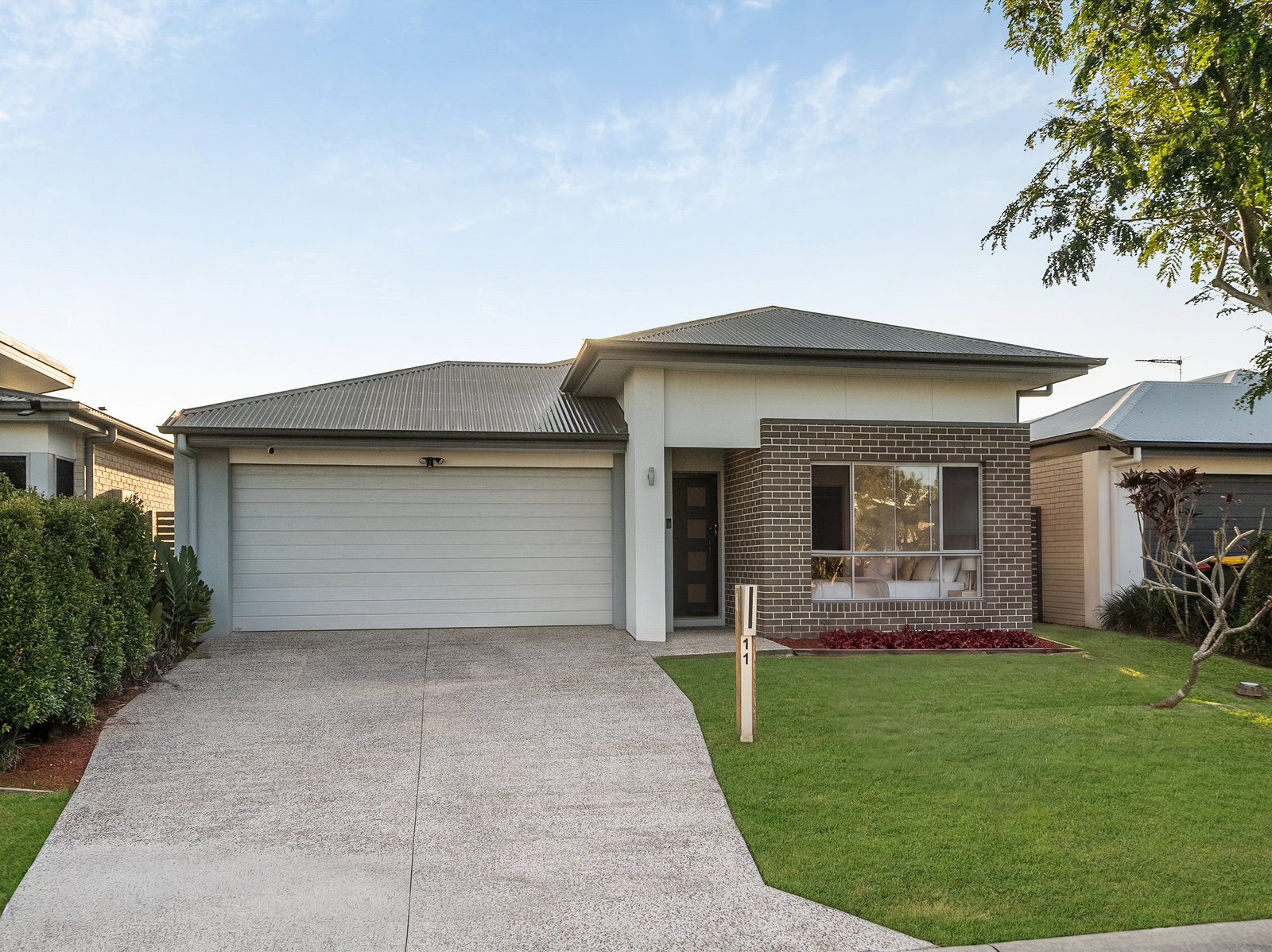 Main listing image for 11 Rowley Street, Strathpine  QLD  4500