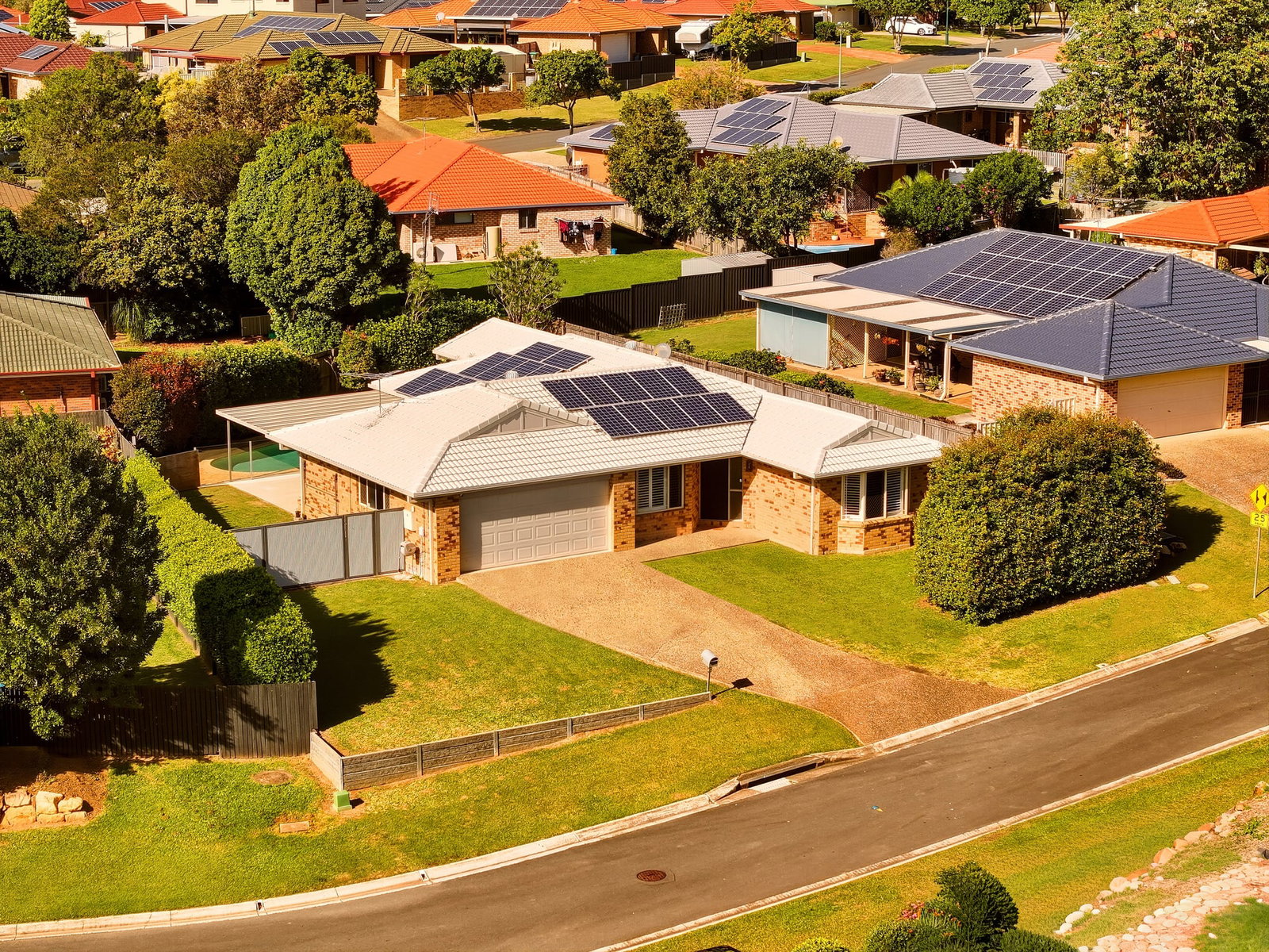 Main listing image for 3 Ming Dynasty Court, Dakabin  QLD  4503