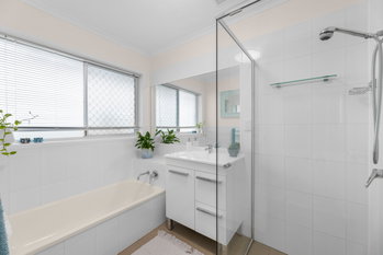 Image 4 for 16 Browning Boulevard, Battery Hill  QLD  4551