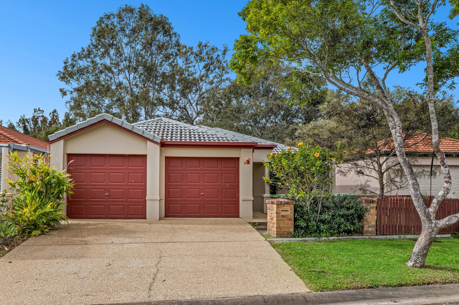 Main listing image for 3 Fairbank Court, Merrimac  QLD  4226