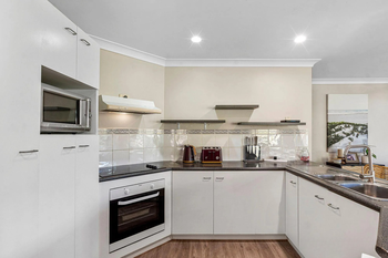 Image 6 for 5-7 Oakleigh Court, Woodhill  QLD  4285