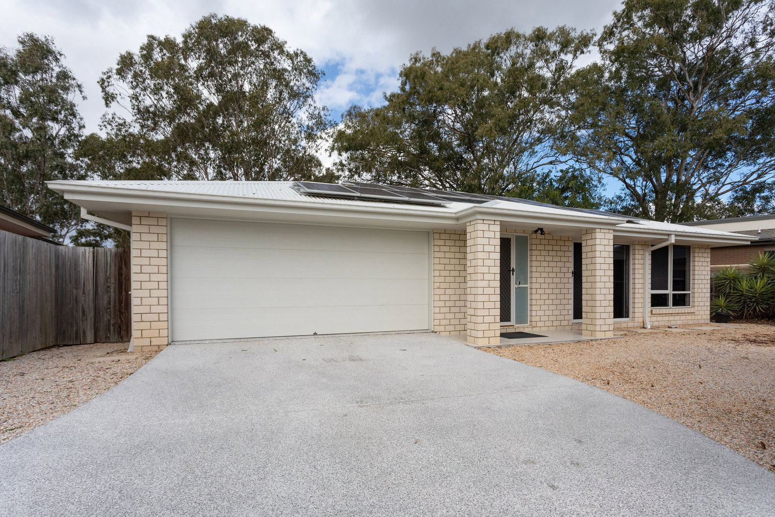 Main listing image for 23 Johnstone Place, Riverview  QLD  4303