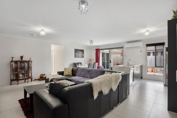 Image 6 for 23 Johnstone Place, Riverview  QLD  4303
