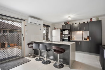 Image 5 for 23 Johnstone Place, Riverview  QLD  4303