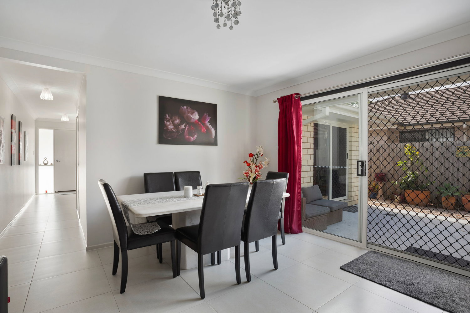 23 Johnstone Place Riverview QLD 4303, Riverview - Thumbnail 2