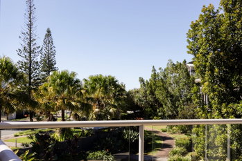 Image 6 for 22/10 Grand Parade, Kawana Island  QLD  4575