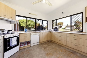 Image 6 for 9 Cole Street, Scarborough  QLD  4020
