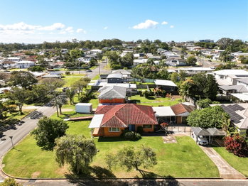 Image 4 for 9 Cole Street, Scarborough  QLD  4020