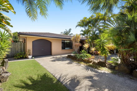 10 Baringa Street, Warana