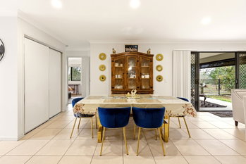 Image 6 for 22 Johnstone Place, Riverview  QLD  4303