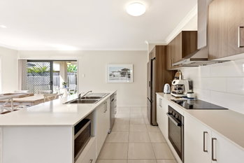 Image 5 for 202 Spinnaker Boulevard, Newport  QLD  4020