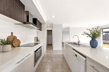 Image 5 for 8 Normanby Way, Jimboomba  QLD  4280