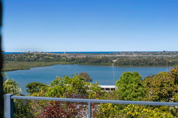 Image 3 for 1 Banora Terrace, Bilambil Heights  NSW  2486