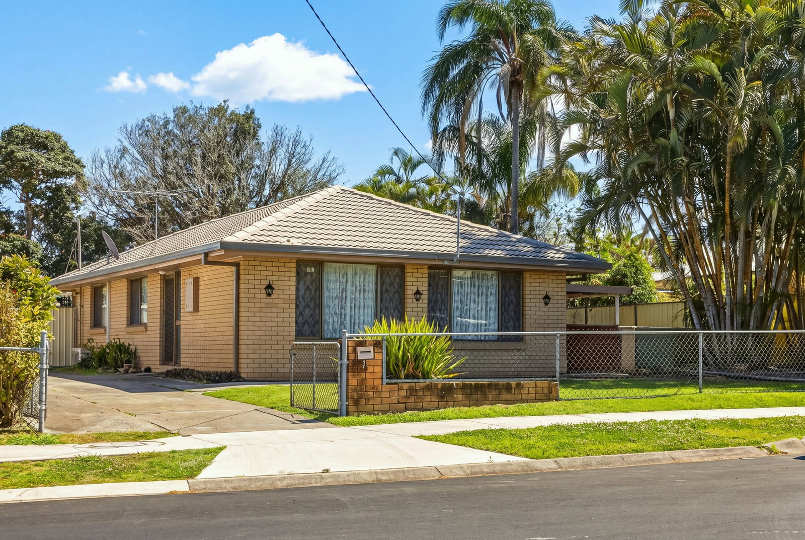 Main listing image for 11 Spring Street, Deception Bay  QLD  4508