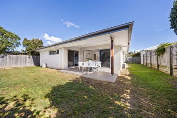 Image 5 for 13 Ellabay Crescent, Redland Bay  QLD  4165