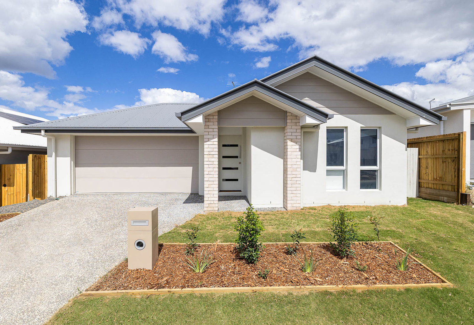 Main listing image for 10 Sovereign Street, Flagstone  QLD  4280