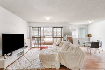 Image 5 for 3/21 Burleigh Street, Burleigh Heads  QLD  4220