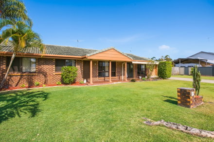 14 Holbrook Way, Elanora
